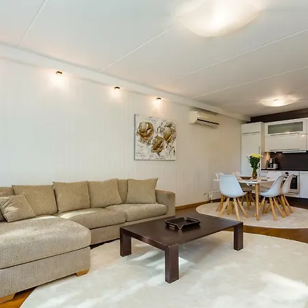 Kaarli Boulevard * タリン